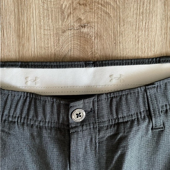 Under Armour Golf Pants - Picture 6 of 7